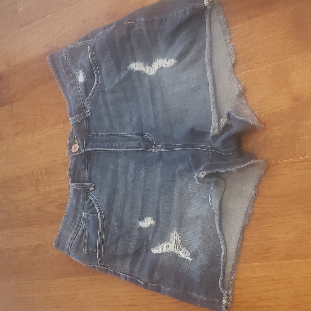 Time and Tru high rise jean shorts